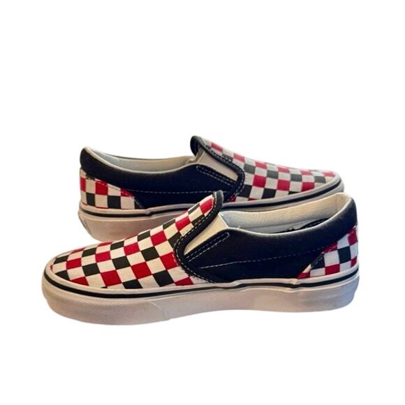 Vans Slip On Red White Black Shoes Checkered Off The Wall youth size 1.5 NWOT - Picture 1 of 7